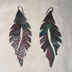 LEATHER SNAKE PRINT EARRINGS